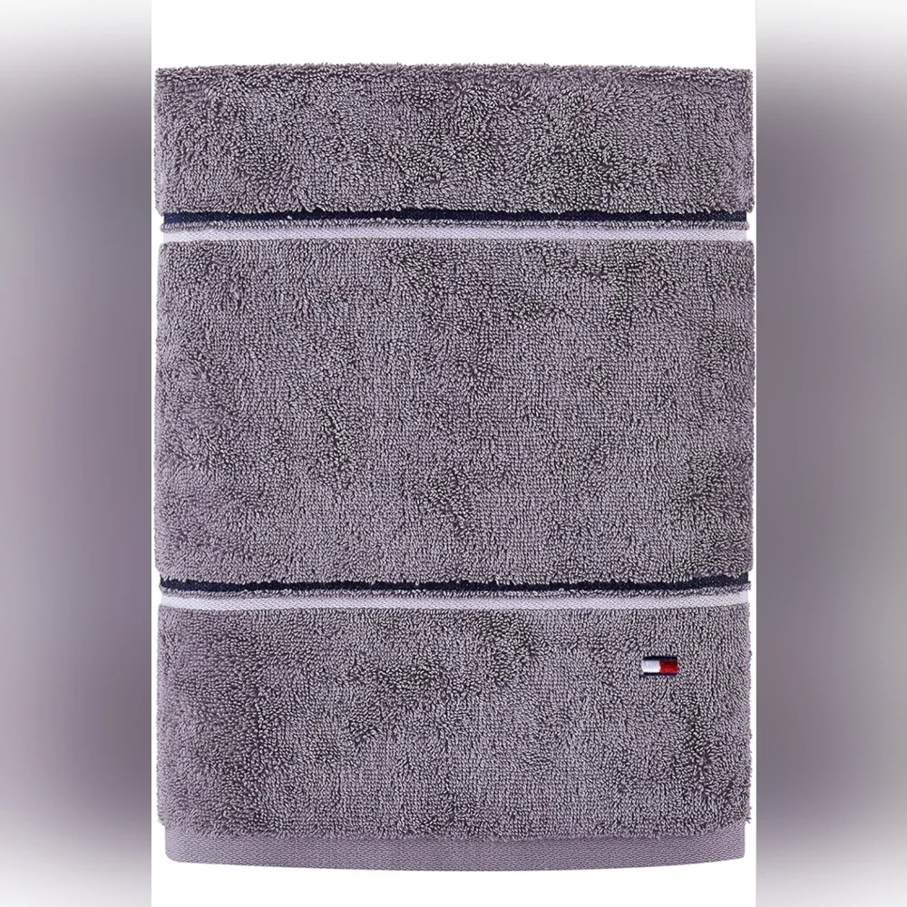 Tommy Hilfiger Modern American Double Stripe Bath Towel, 30"×54", 100%Cotton - Picture 1 of 3